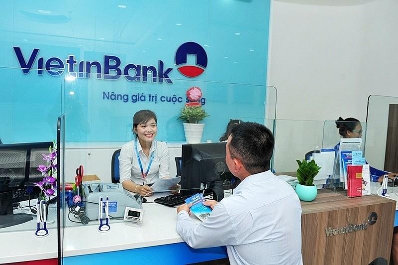 Giao dịch tại quầy giao dịch VietinBank 